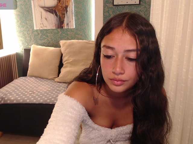 Miidnightt-Dessire live cam on BongaCams