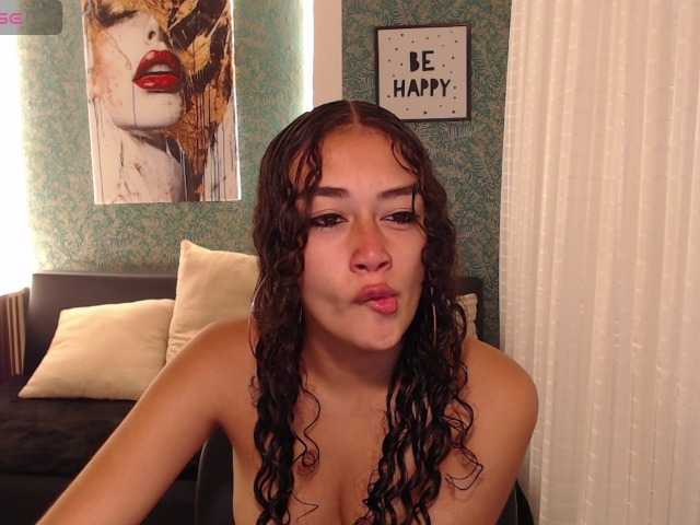 Miidnightt-Dessire live cam on BongaCams