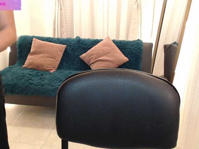 Miidnightt-Dessire live cam on BongaCams