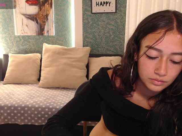 Miidnightt-Dessire