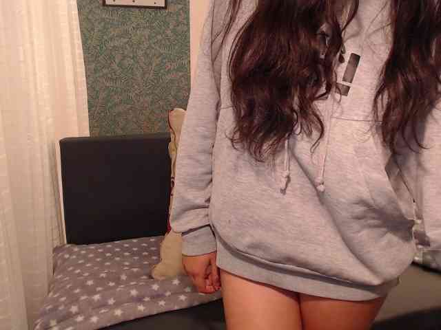Miidnightt-Dessire