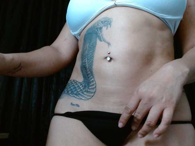 HELOOO1, en directo ahora en BongaCams