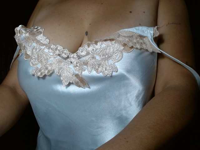 helooo1 live webcam show