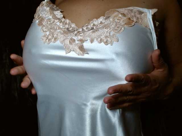 helooo1 live webcam show