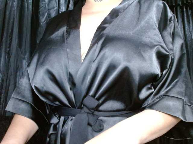 HELOOO1 live webcam show