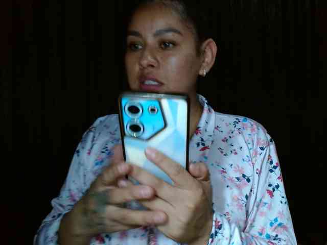 helooo1 webcam