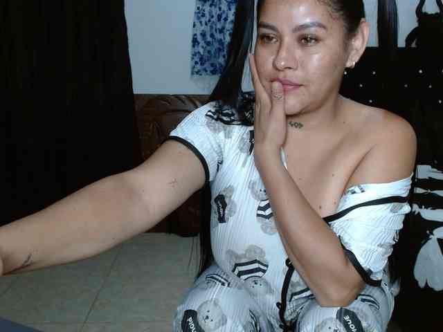 helooo1 webcam
