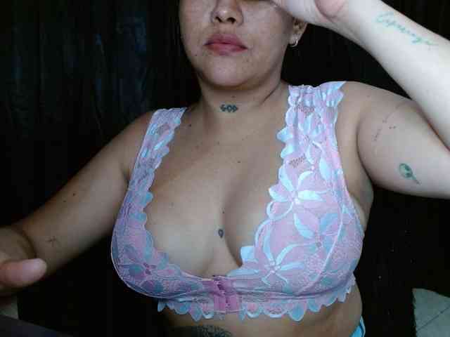 helooo1 webcam