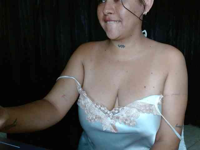 helooo1 webcam