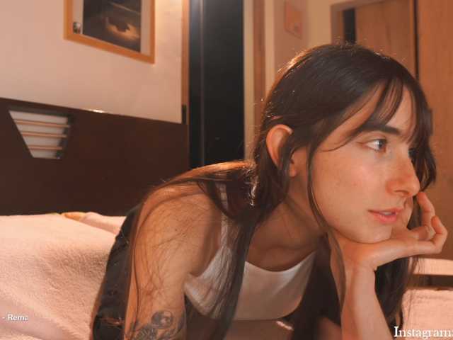 Alphonsine live cam preview