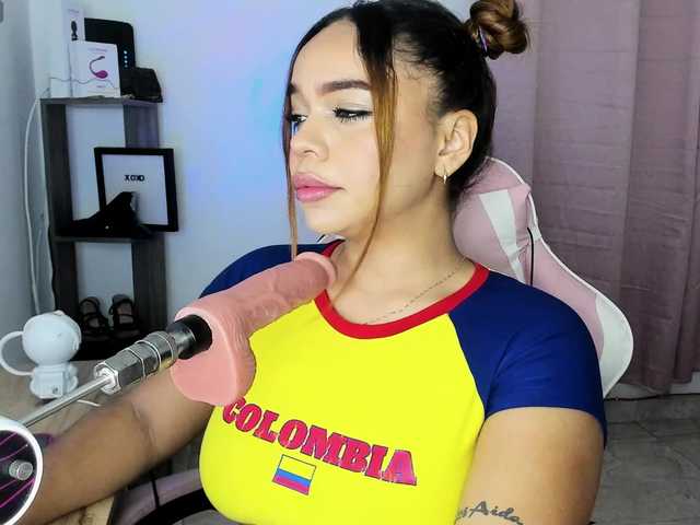 MissVega-01 live webcam show