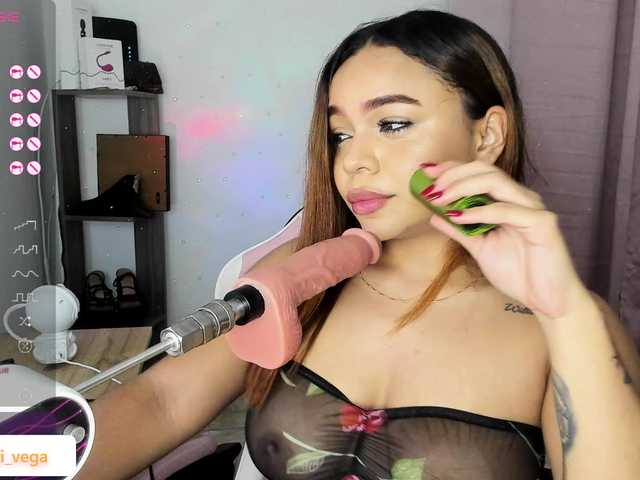 MissVega-01 live webcam show