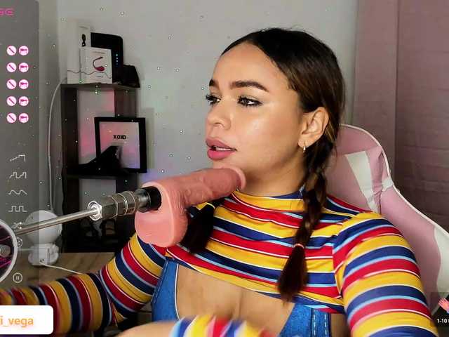 MissVega-01 live webcam show