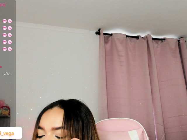 MissVega-01, en vivo ahora en BongaCams