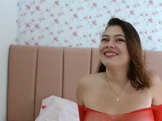 AmberSilk live cam on BongaCams