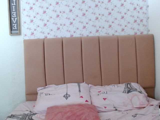AmberSilk live cam on BongaCams