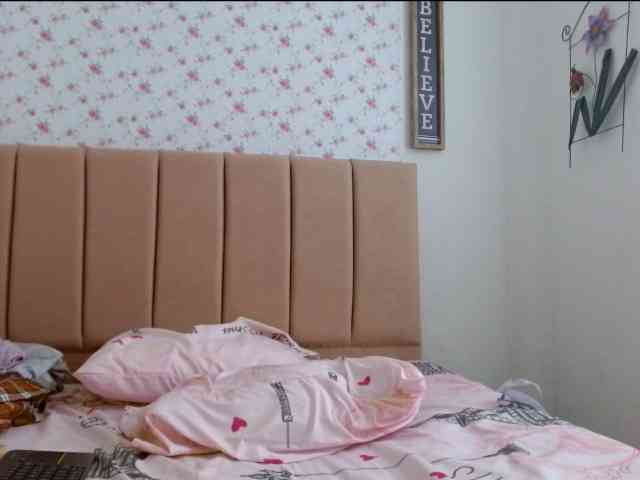AmberSilk webcam