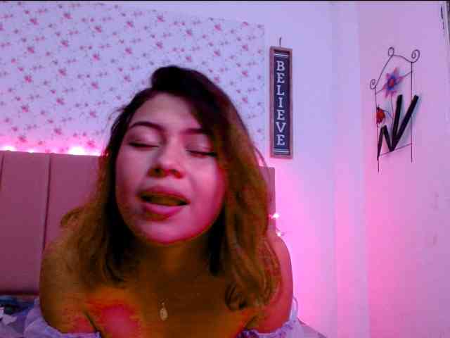 AmberSilk webcam