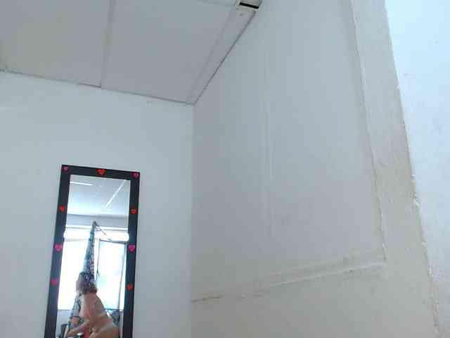 AmberSilk webcam