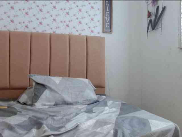 AmberSilk webcam