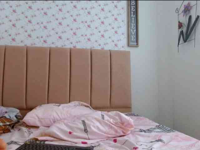 AmberSilk webcam