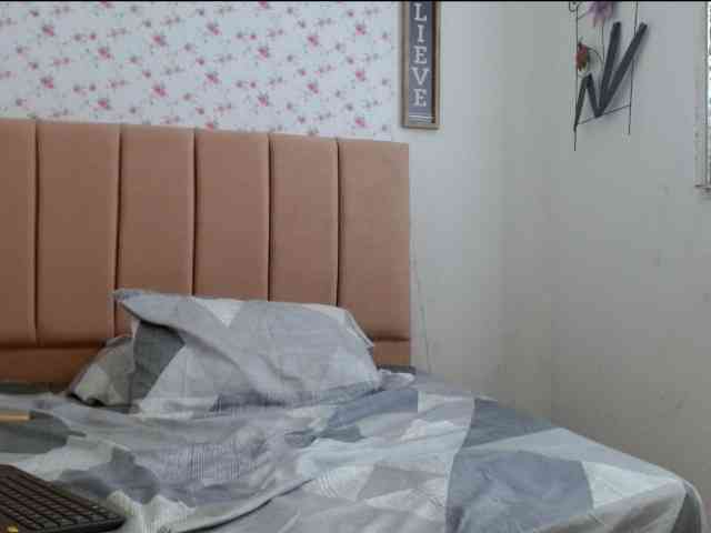 AmberSilk webcam