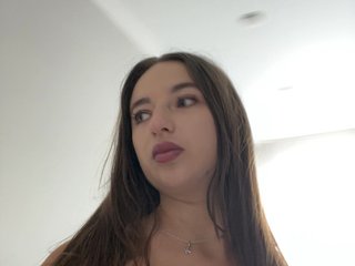 Alisaa-00
