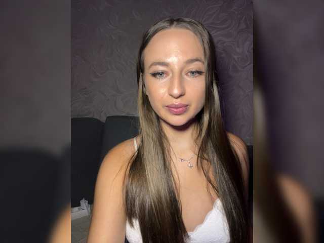 Alisaa-00 live cam on BongaCams