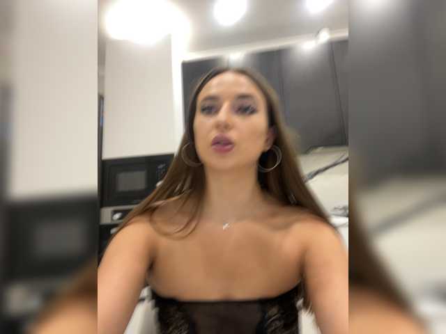 Alisaa-00