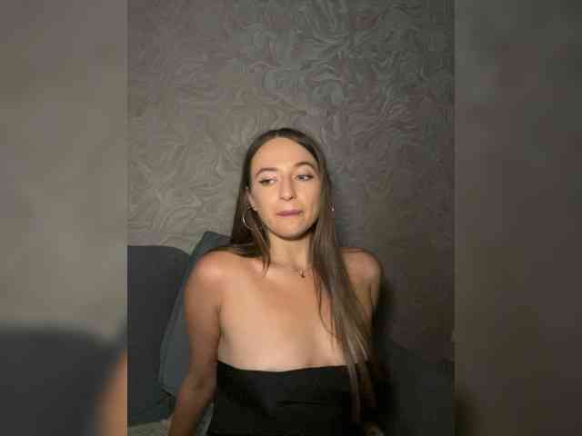 Model: Alisaa-00
