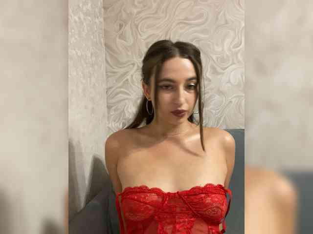 Alisaa-00