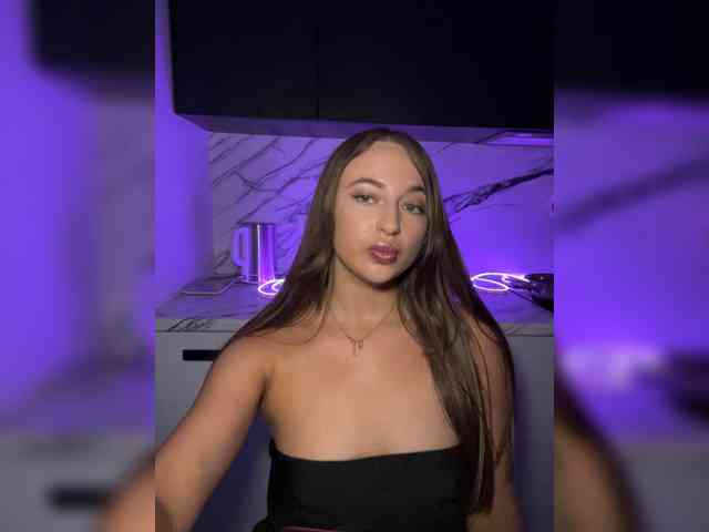 Alisaa-00