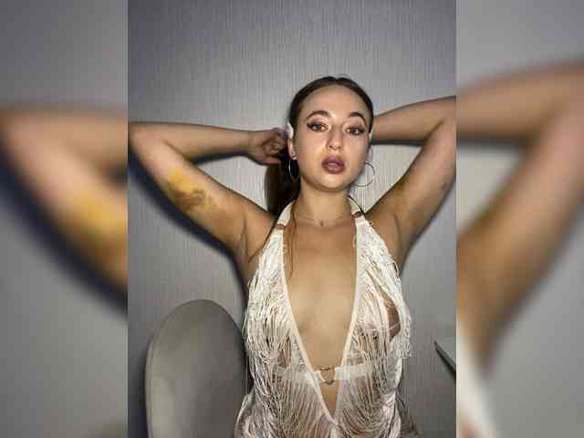 Alisaa-00