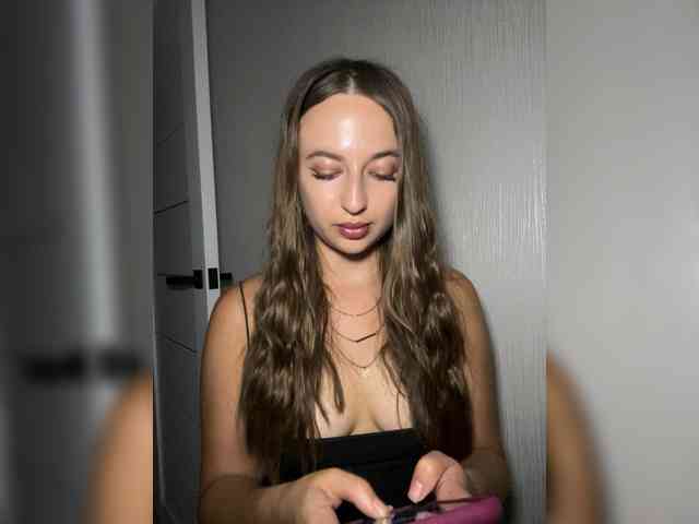 Alisaa-00 Alisaa-00