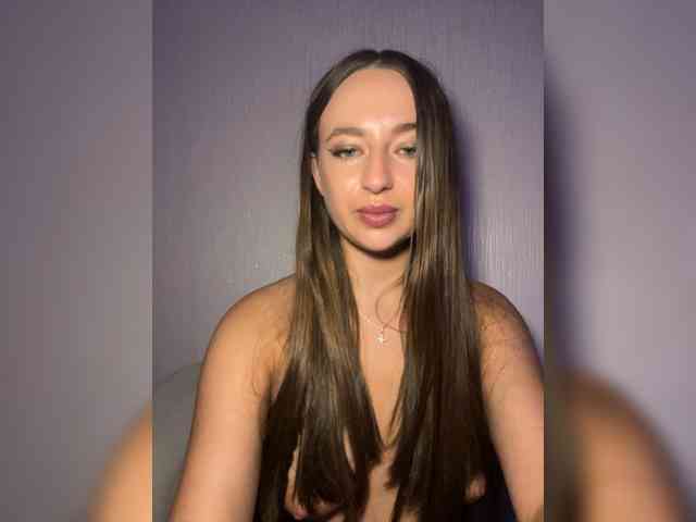 Модель: Alisaa-00