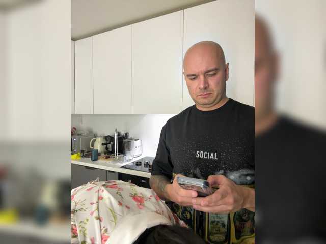 ALEXMILANA live cam on BongaCams