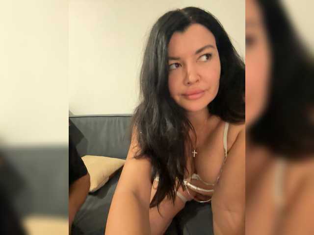ALEXMILANA live webcam show