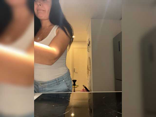 ALEXMILANA live cam on BongaCams