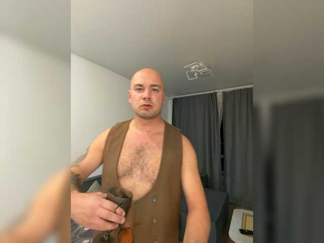 ALEXMILANA live webcam show