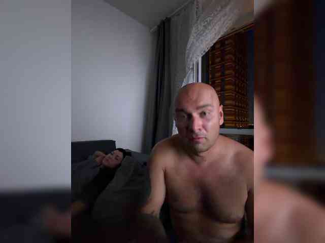 ALEXMILANA webcam