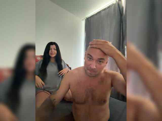 ALEXMILANA webcam