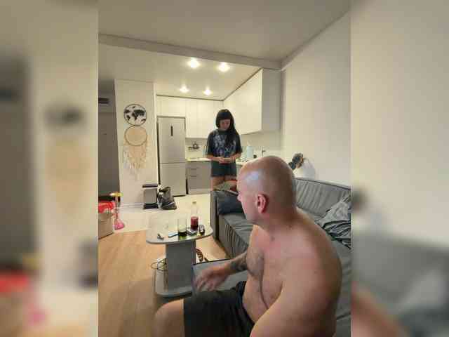 ALEXMILANA webcam