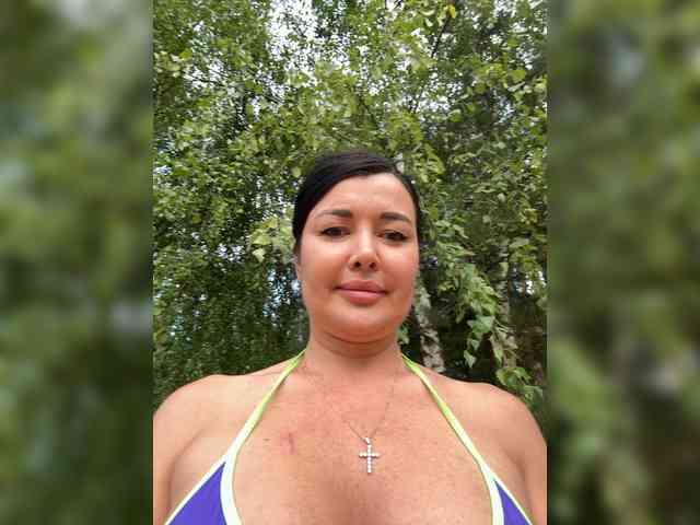 ALEXMILANA webcam
