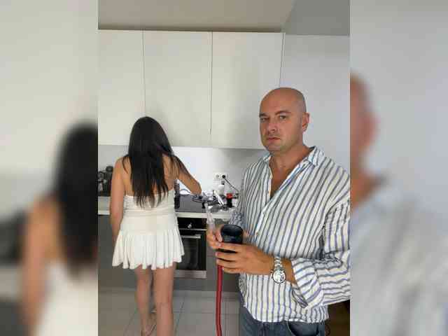 ALEXMILANA webcam