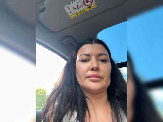 ALEXMILANA webcam