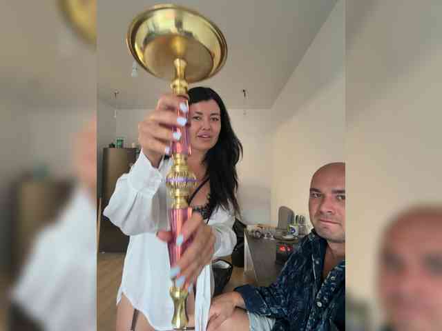 ALEXMILANA webcam