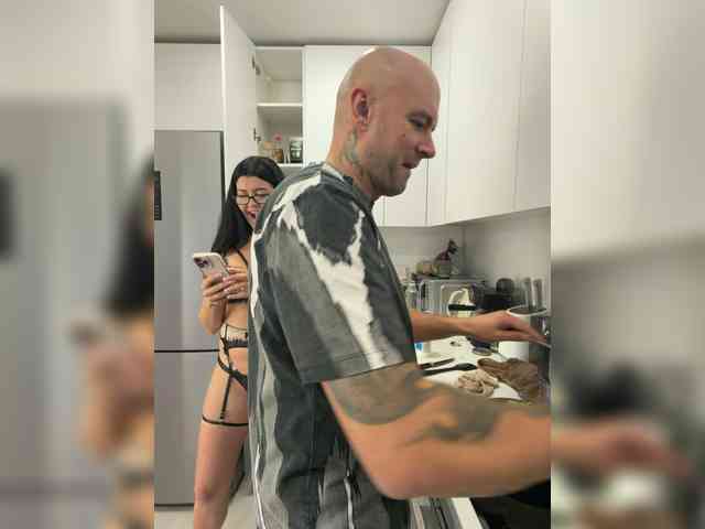 ALEXMILANA webcam