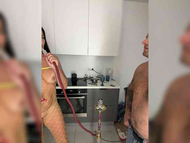 ALEXMILANA webcam