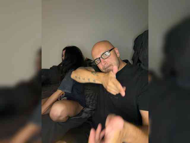 ALEXMILANA webcam