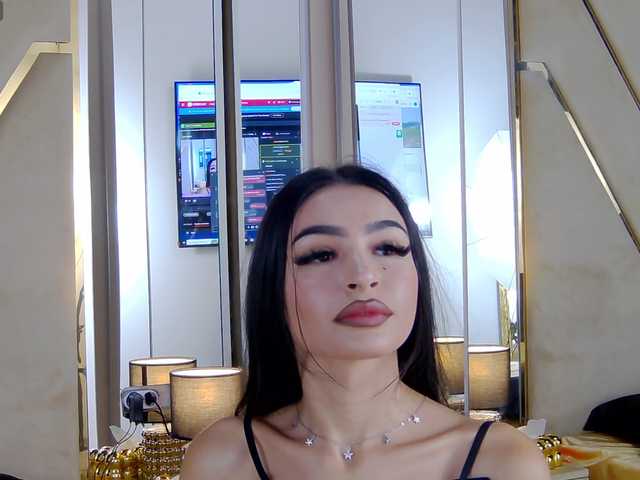 AishaSkye live cam on BongaCams